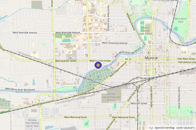 Map showing the location of Lux Aesthetics Lounge in Muncie, IN