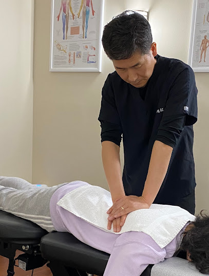 Core Pain & Wellness Center / 정태주척추신경/코어 통증 센터