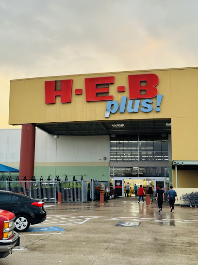 H-E-B plus! H-E-B plus!
